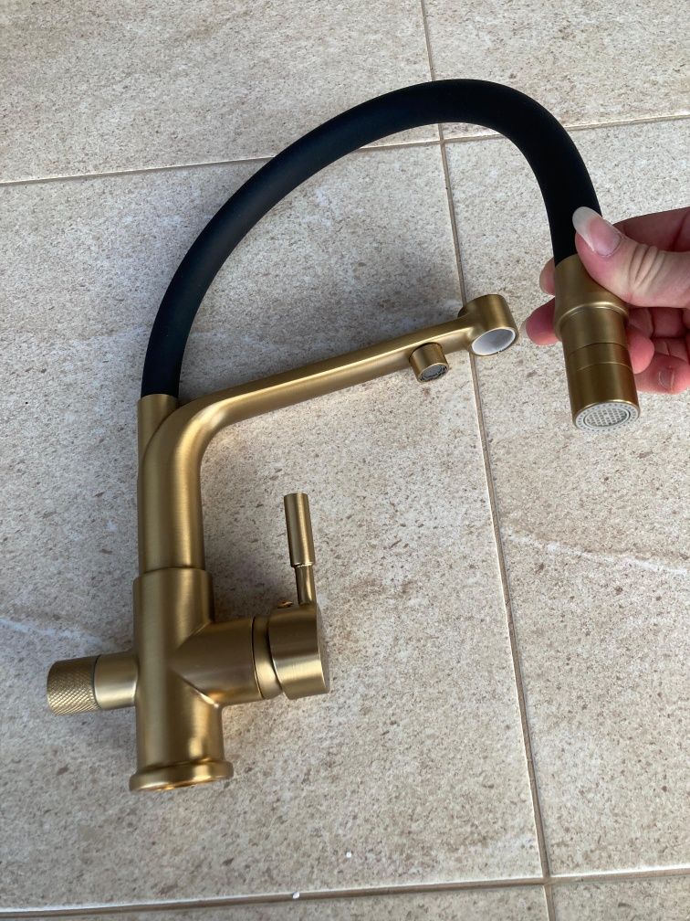 Torneira Premium de Cozinha Dupla Água Potável