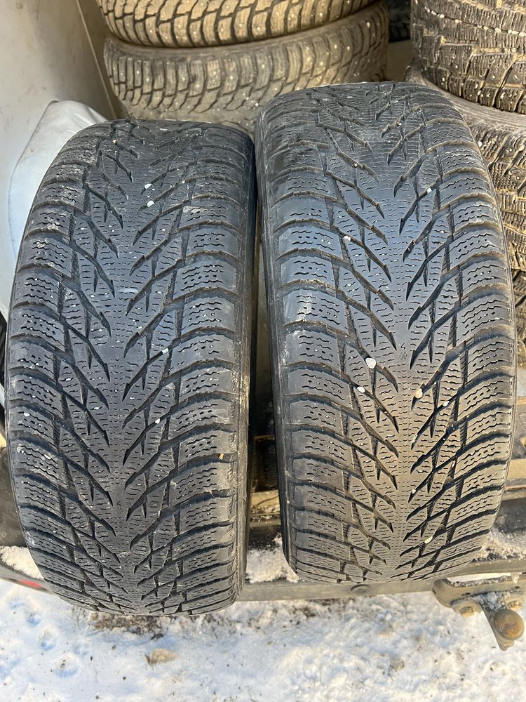 215/55/17 Nokian hakkapeliitta R3