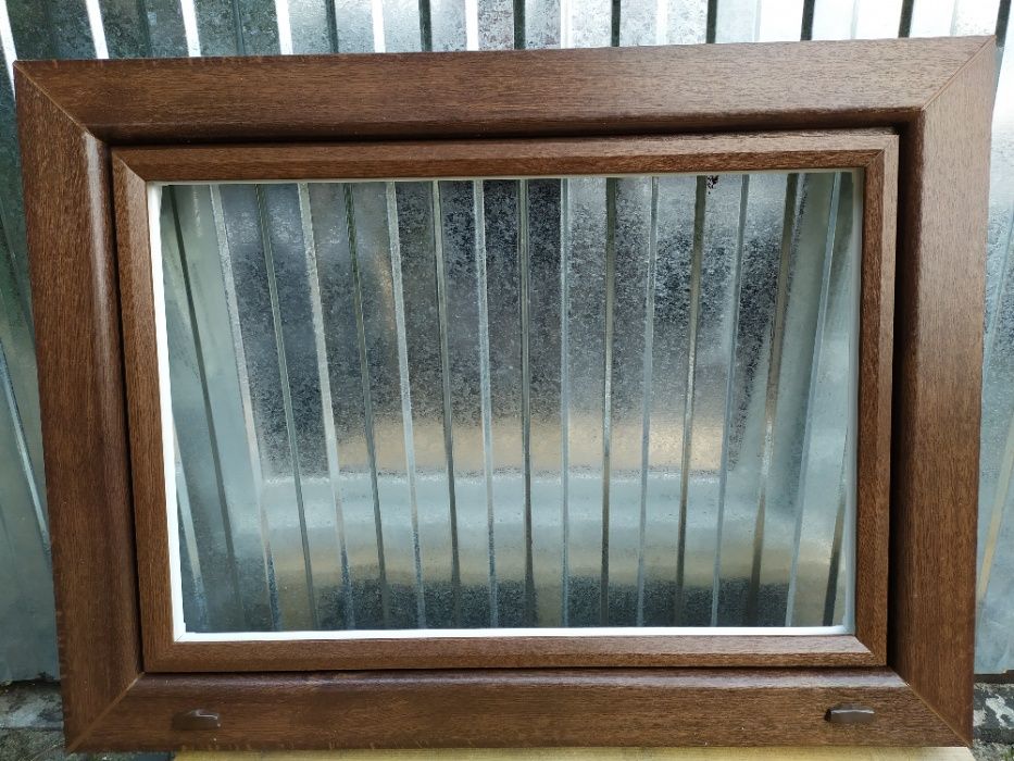 Okno Gospodarcze 80x70 złoty Dąb okna Inwentarskie Producent WYSYŁKA