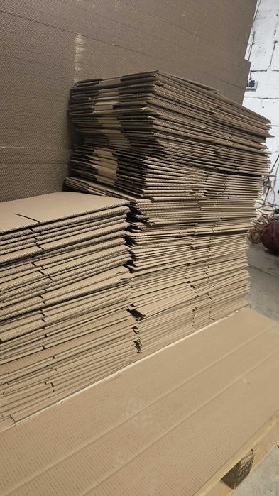 Opakowanie klapowe 390x280x90 Fala B 340gr. 20 sztuk.