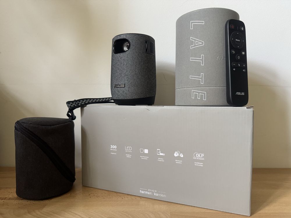 Asus x Harman Kardon Zenbeam Latte L1