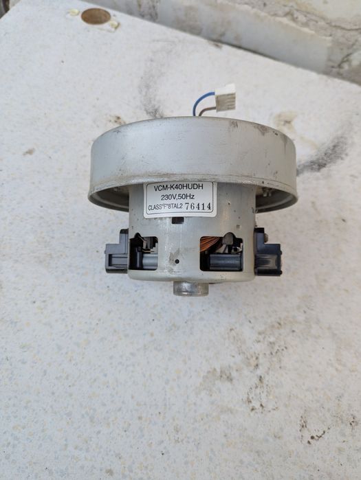 Двигун від пилососа Samsung робочий