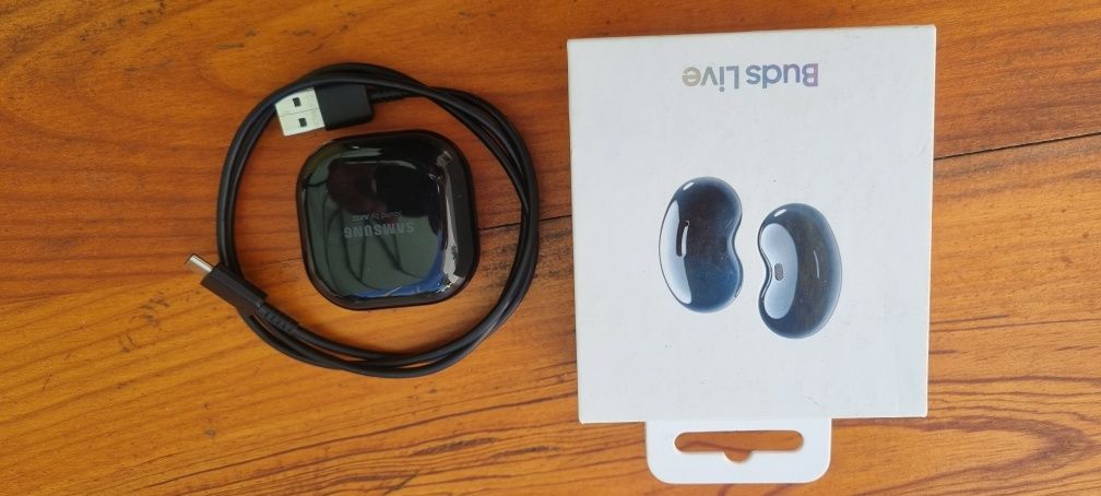 Auriculares bluetooth Galaxy buds live