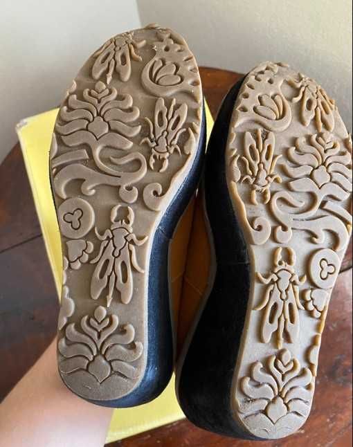 Sapato Fly London 35
