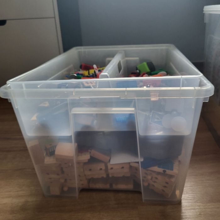 Велика дерев'яна залізна дорога+місто з дорогами, машинами конструктор