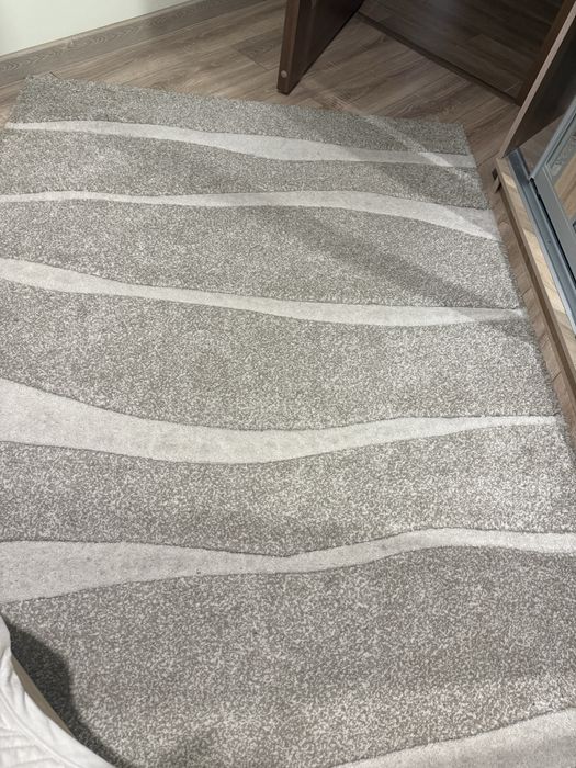 Продам килим в хорошому стані.Розмір 2*1.4