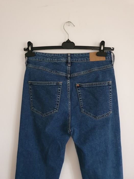 Jeansy H&M z wysokim stanem