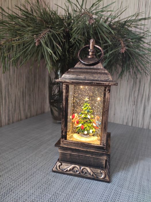 Новорічний декоративний ліхтар