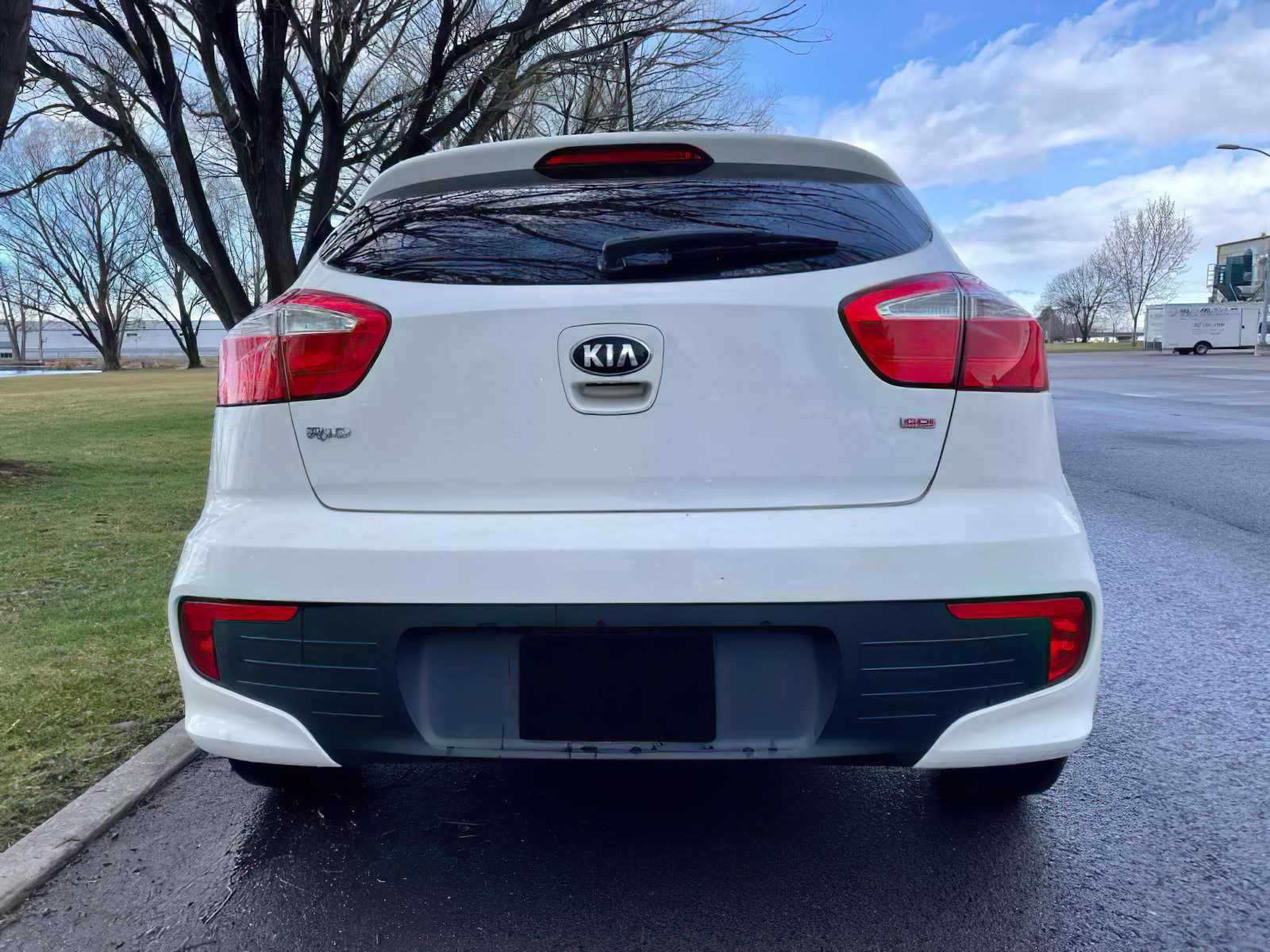 2016 Kia Rio 5-Door