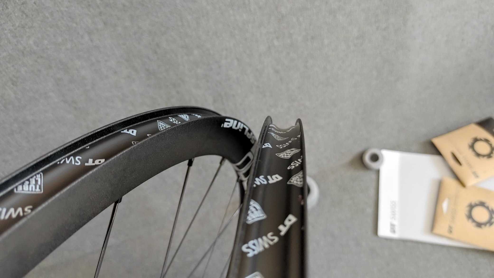 Колеса DT Swiss PR1600 Spline 32