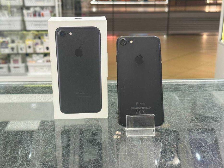 IPHONE 7 32GB BLACK  Telakces Manufaktura