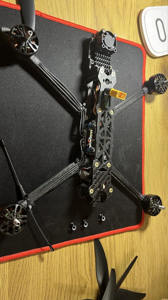 Продам FPV дрон 7 дюймів