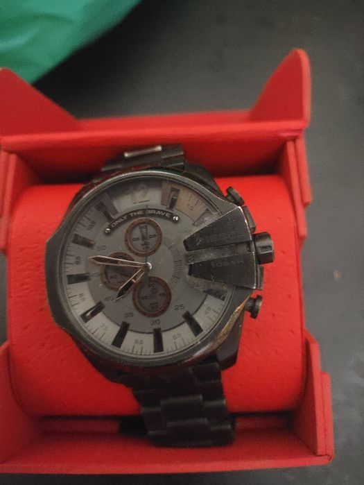 Relógio diesel novo