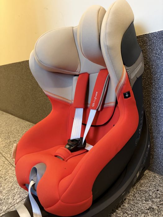 Cybex Sirona SX2 I-Size Fotelik samochodowy z bazą