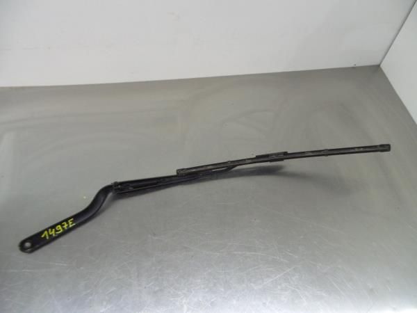 Haste / braço de escova limpa vidros frente esquerda SMART ForFour (45