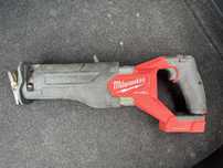 Pila szablasta Milwaukee M18 FSZ
