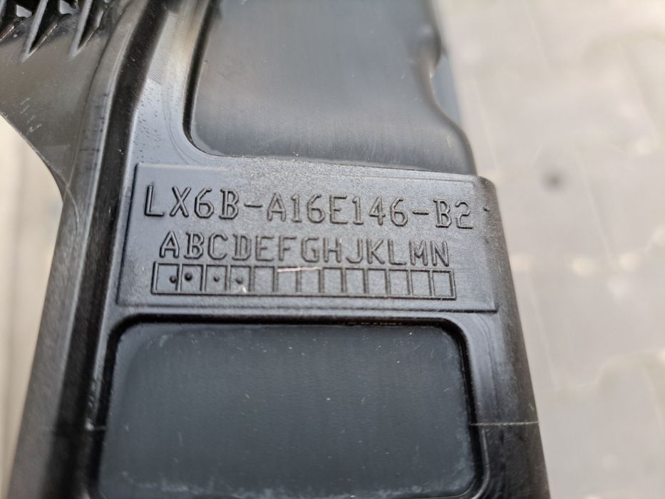 Ford Kuga MK3 III belka przód * pas przedni * Żaluzja * oryginał