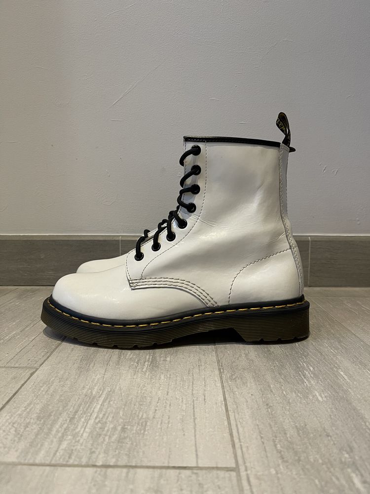 Damskie Buty Glany Dr. Martens Białe / White roz 39 - Nowa Kolekcja !