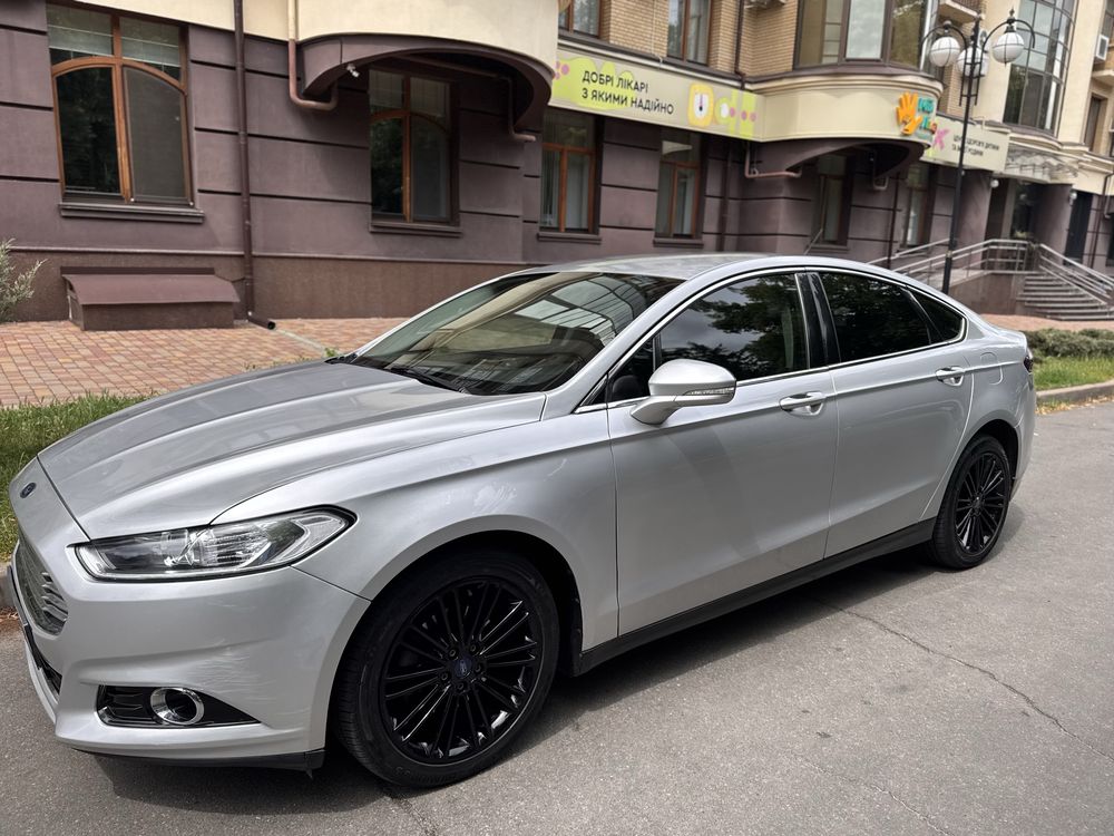 Продам Ford fusion 2016