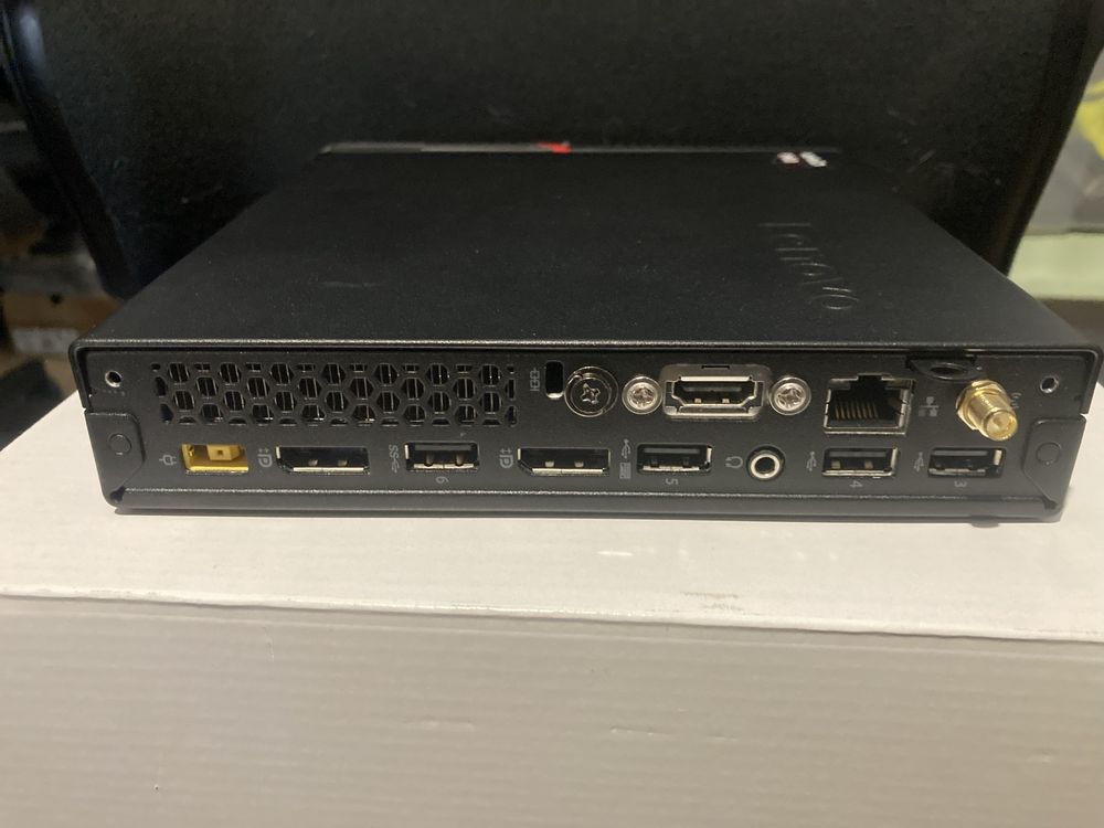 Lenovo Thinkcenter M715q (AMD - 35W) mini PC