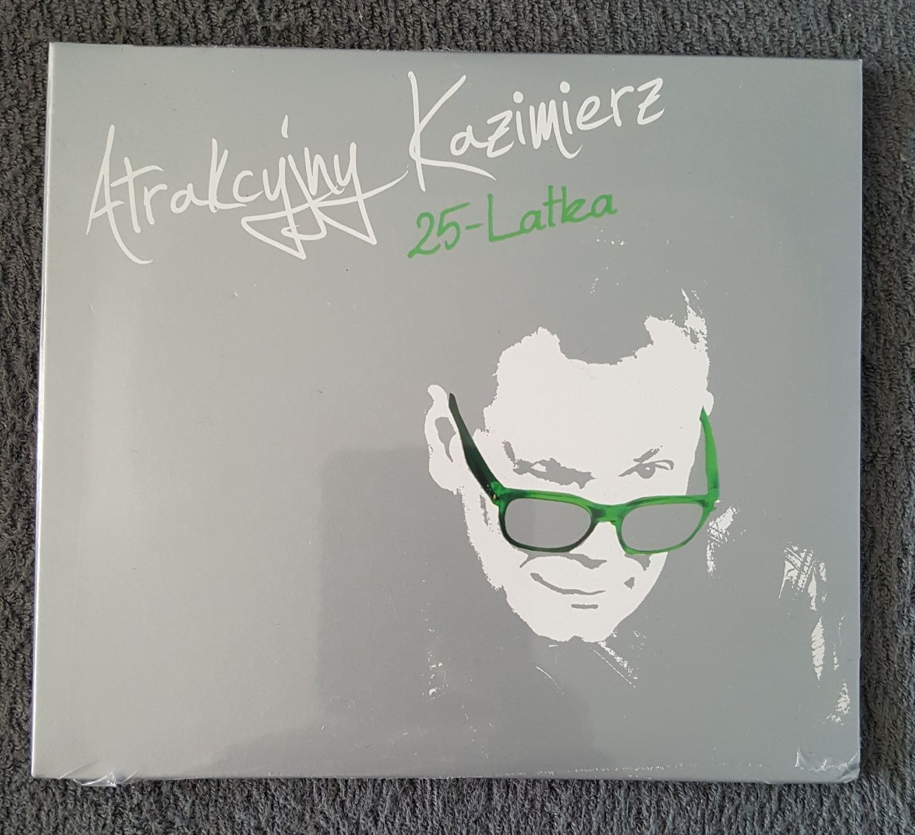 Atrakcyjny Kazimierz 25-Latka CD