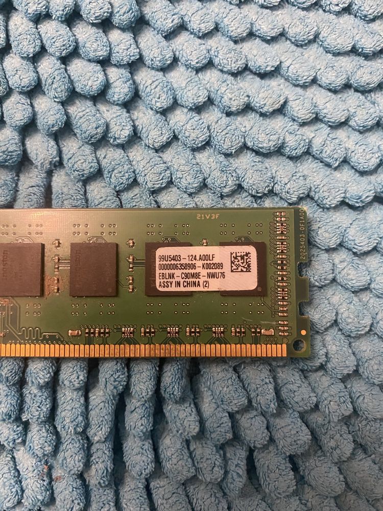 Płyta główna z procesorem intel i5-2400 i 2 ramy ddr3 8+8 gb