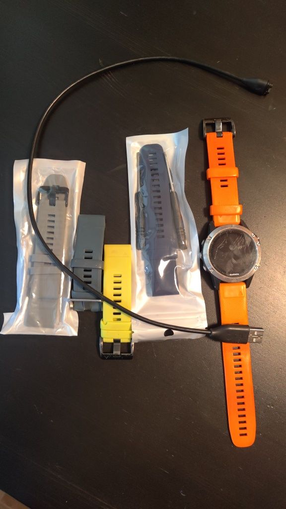 Garmin Fenix 5 + paski