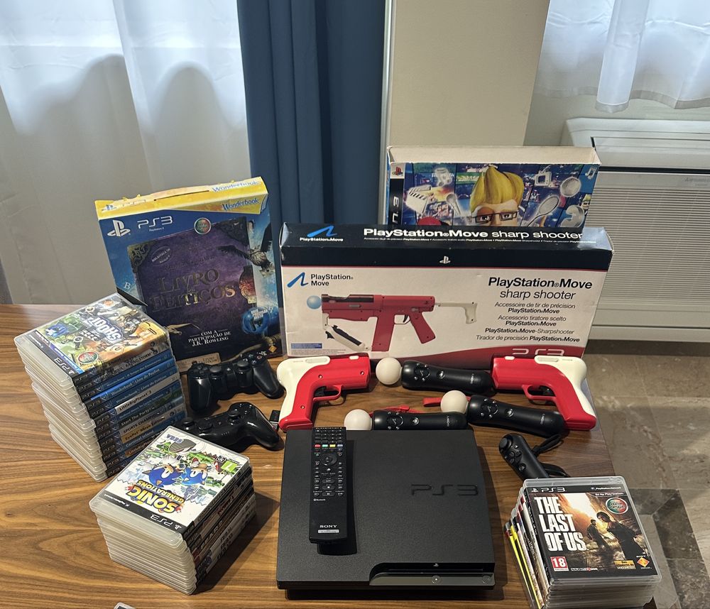 Sony Playstation 3 + Move + Wonderbook