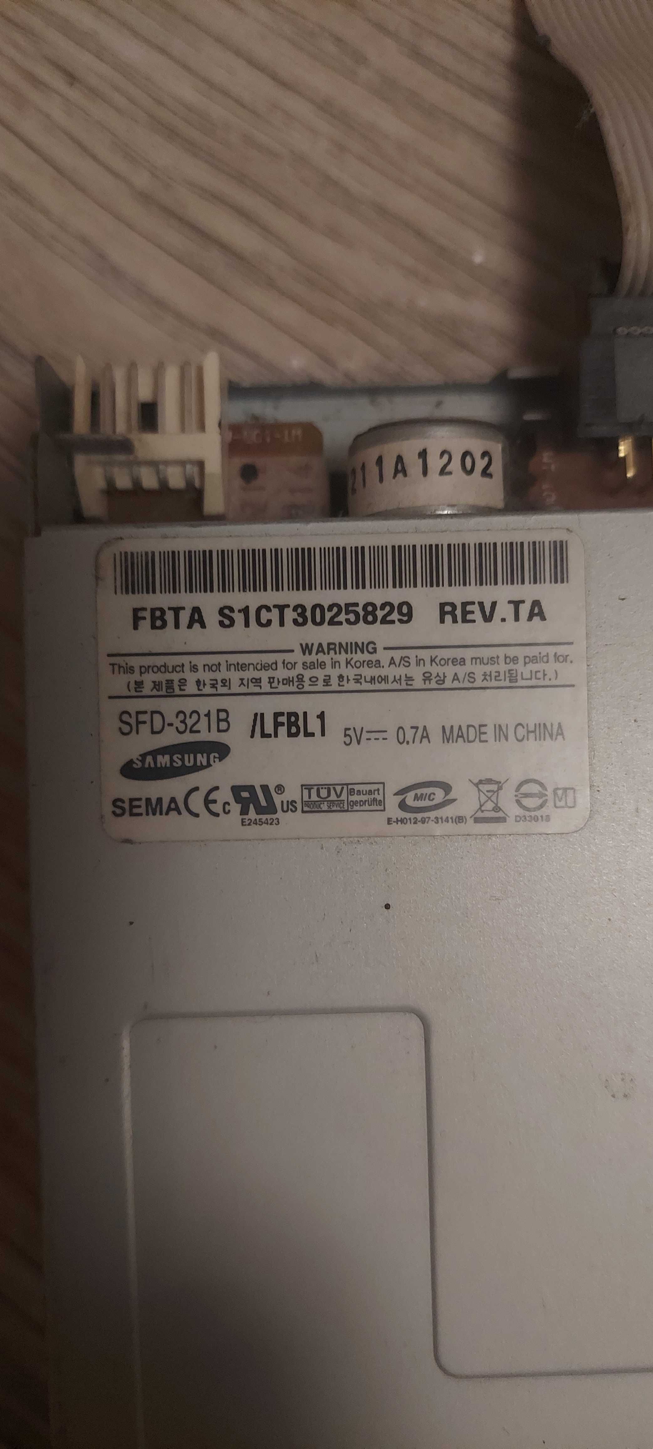 Floppy дисковод Samsung