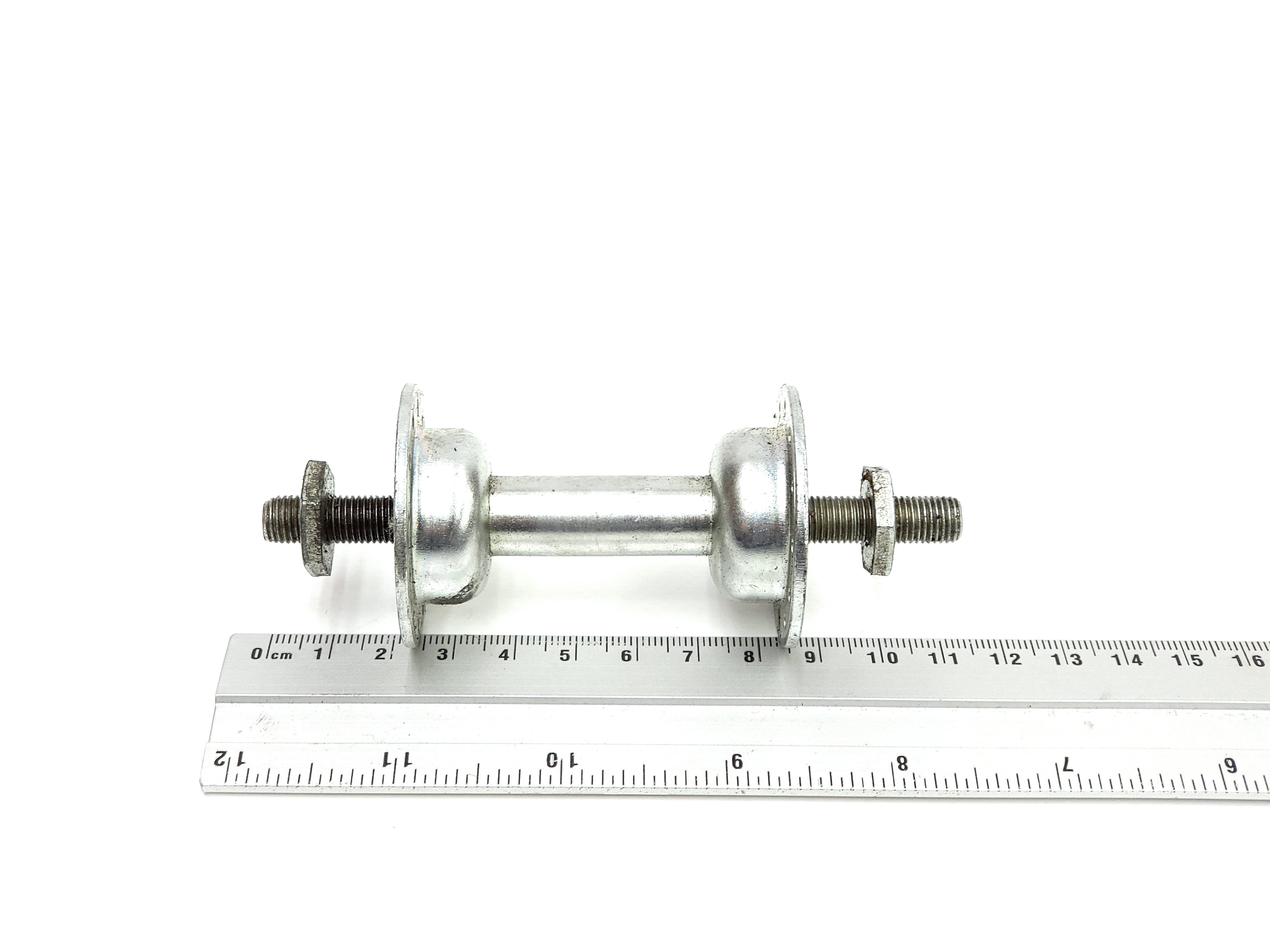 NOWA Piasta koła przód ZZR Romet Universal Tyler PRL 24 szprychy