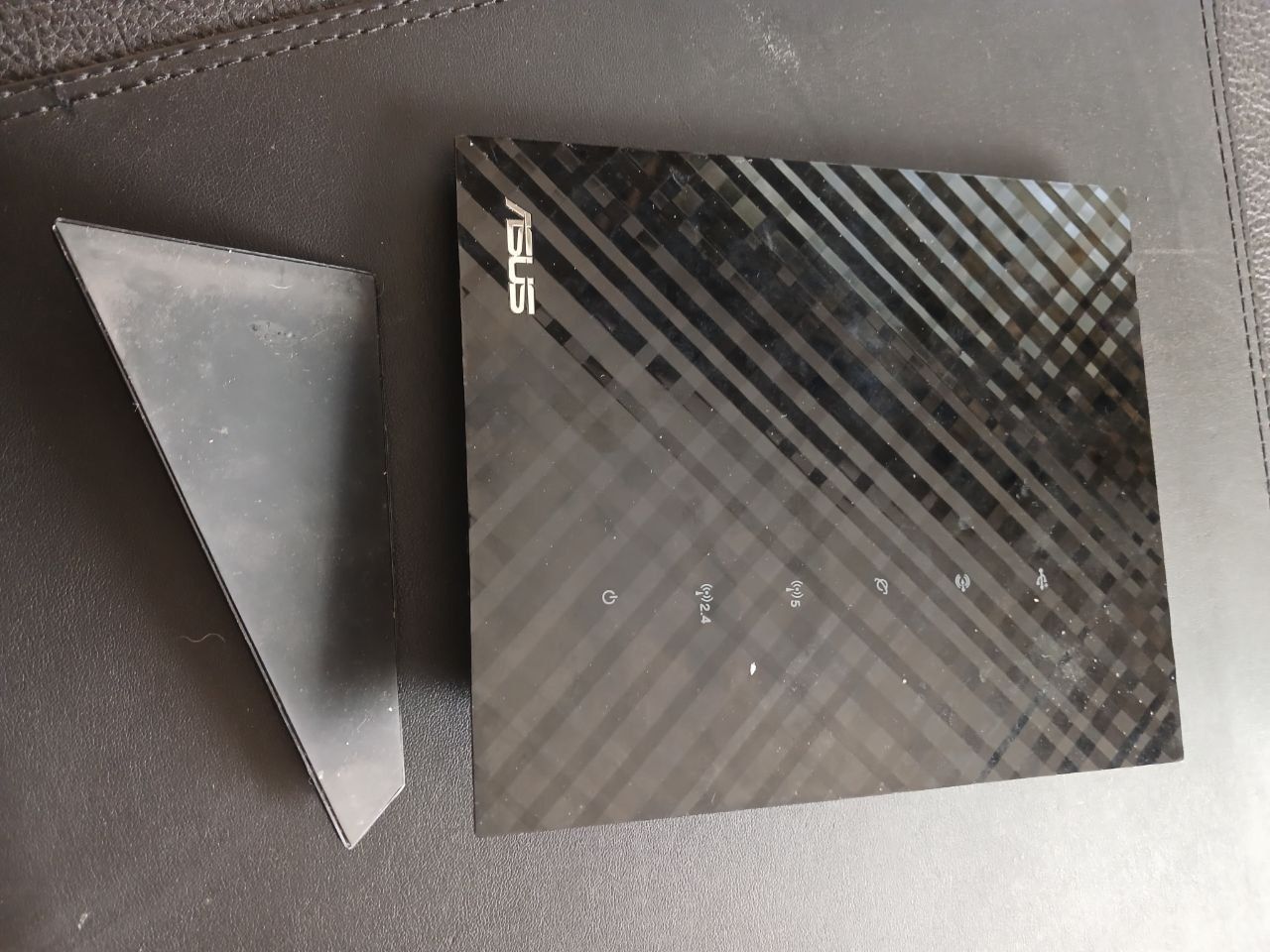 Продам Роутер ASUS RT-N56U.