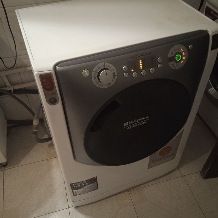 Пральна стиральная машина Ariston 6кг AQS62L09