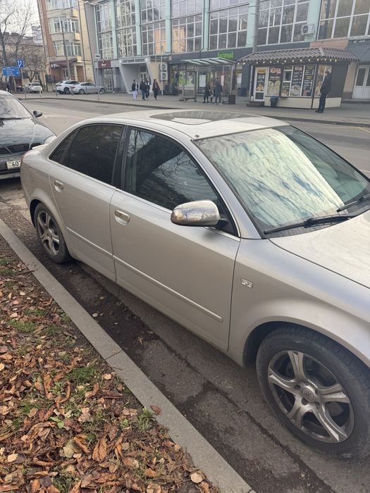 Продажться Ауді А4 2004 рік