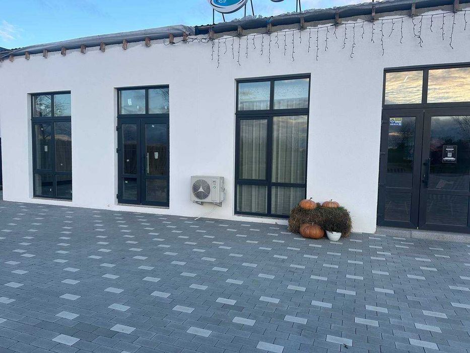 Комерційне приміщення 32 кв.м в котеджному містечку. Пухівка, Рожни