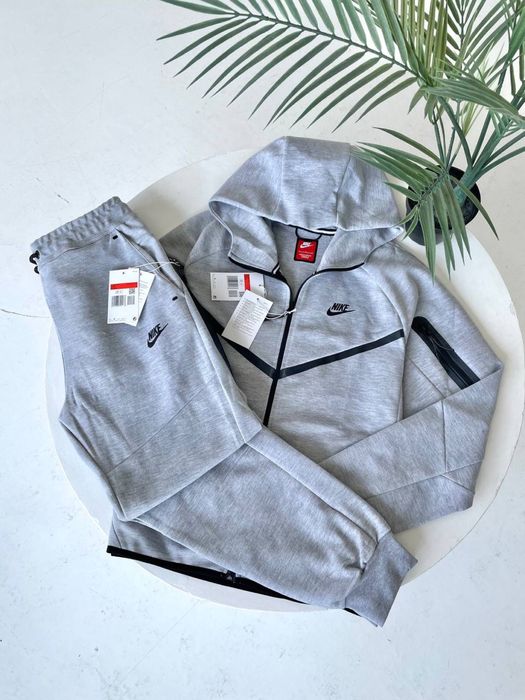 Спортивний костюм Nike Tech Fleece сірий/ чоловічий костюм найк теч