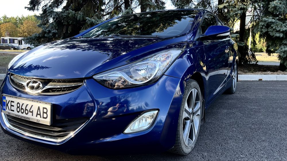 Hyundai Elantra Coupe 2012