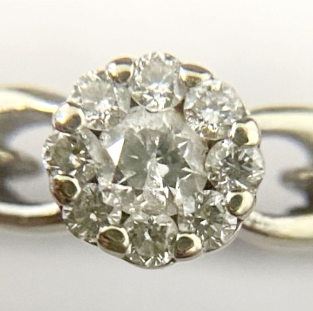 Золотое кольцо с бриллиантами. ct 0,16