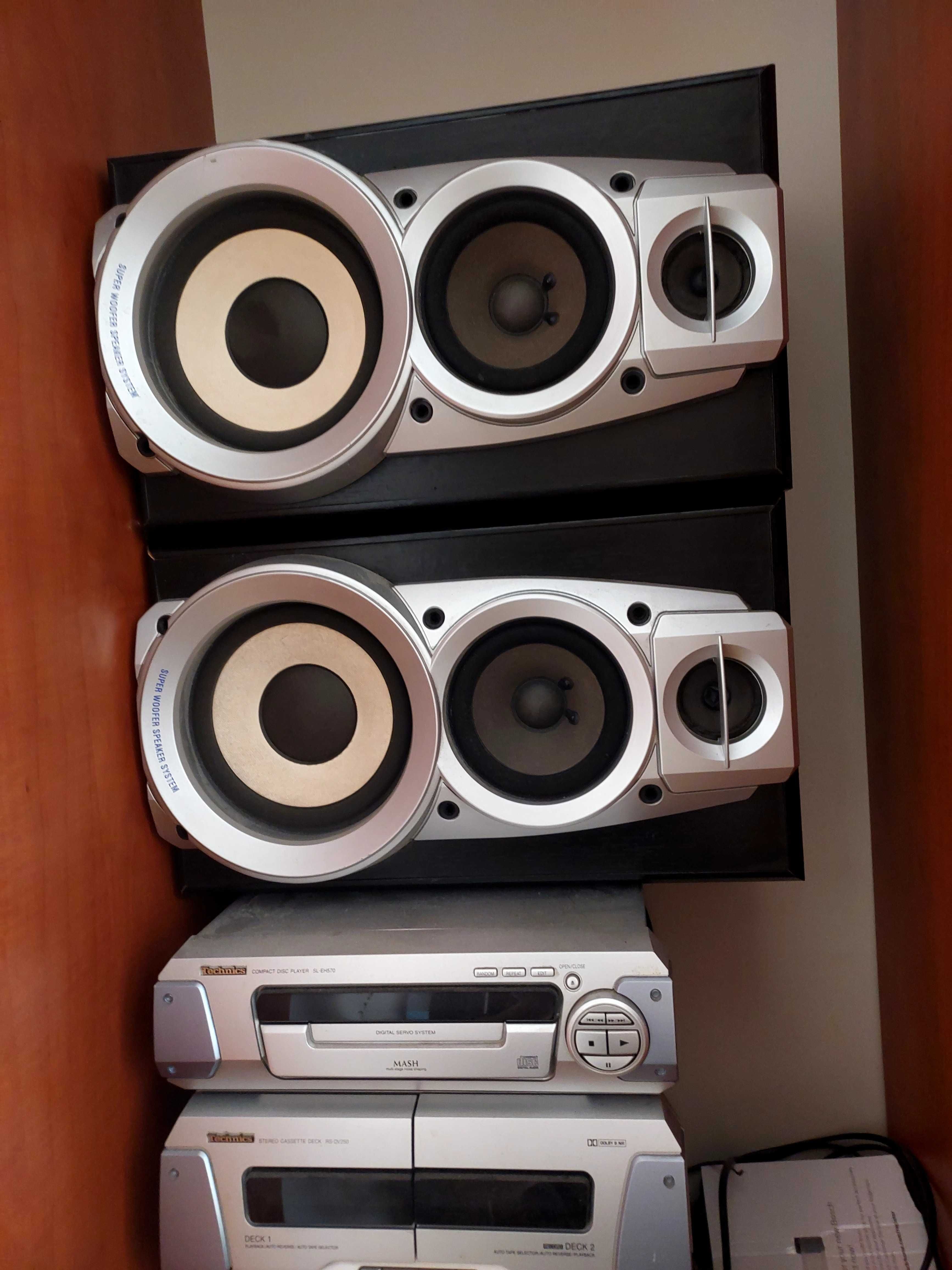 Wieza technics 4 segmentowa
