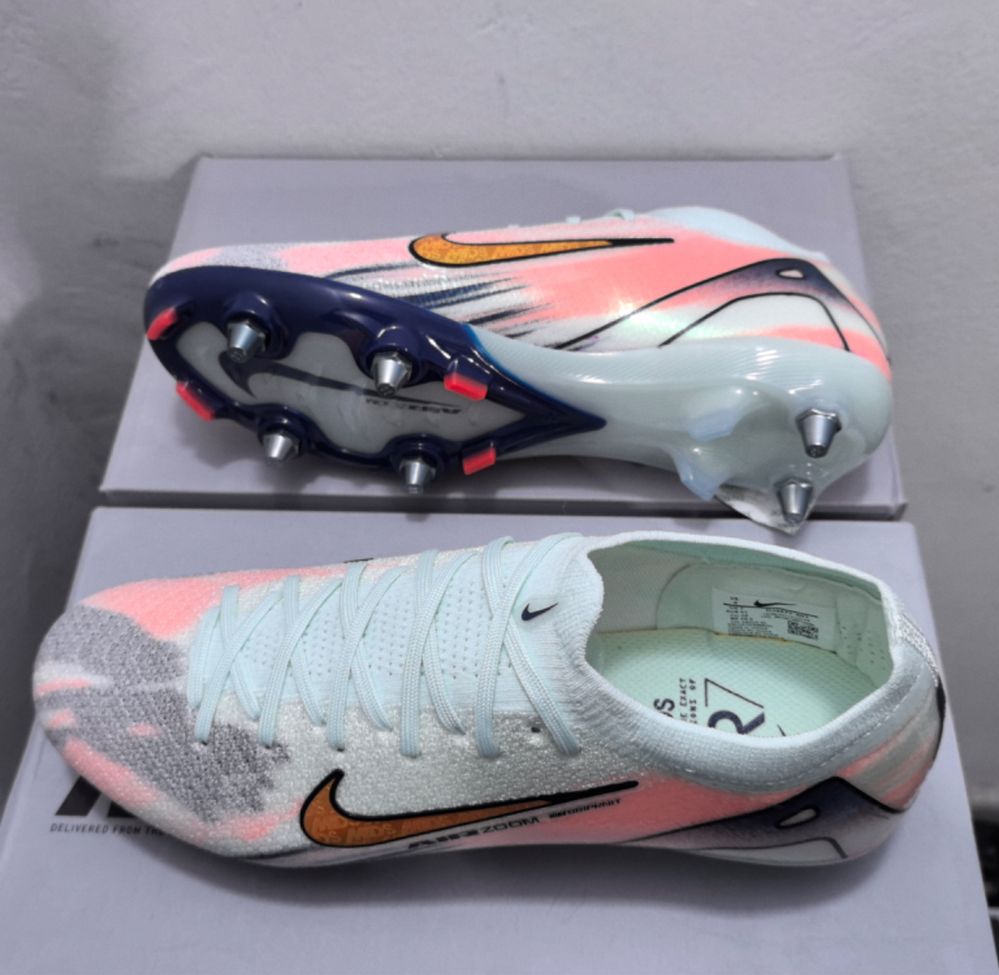 Nike mercurial SG