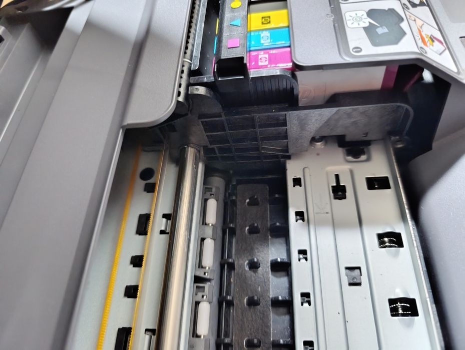 МФУ принтер HP b109q фотосмарт