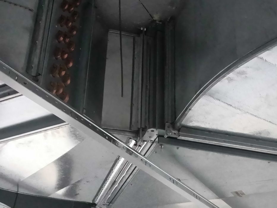 окрема будівля  під будь який вид діяльності.