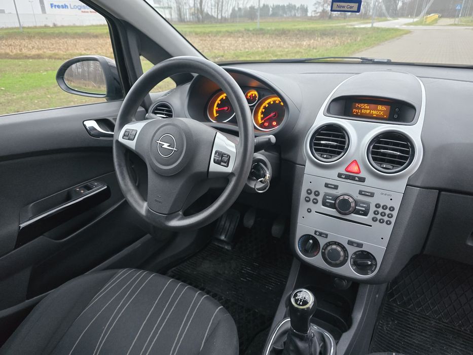Opel Corsa D 1.4 klimatyzacja