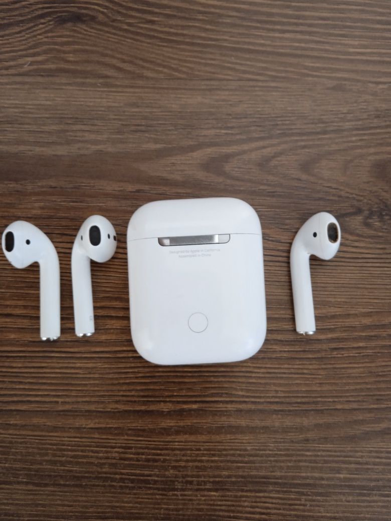 Навушники Apple 3 штуки