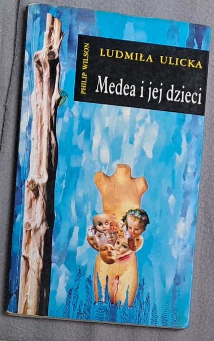 Medea i jej dzieci Ludmiła Ulicka 2004 ciekawa wartościowa książka