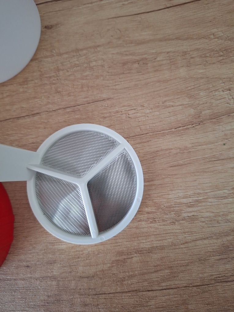Dzbanek do cappuccino/ mikser  tupperware 500ml
