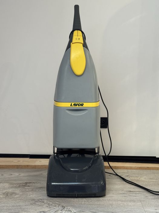 Odkurzacz piorący Lavor Sprinter - szorowarka do dywanów i podłóg
