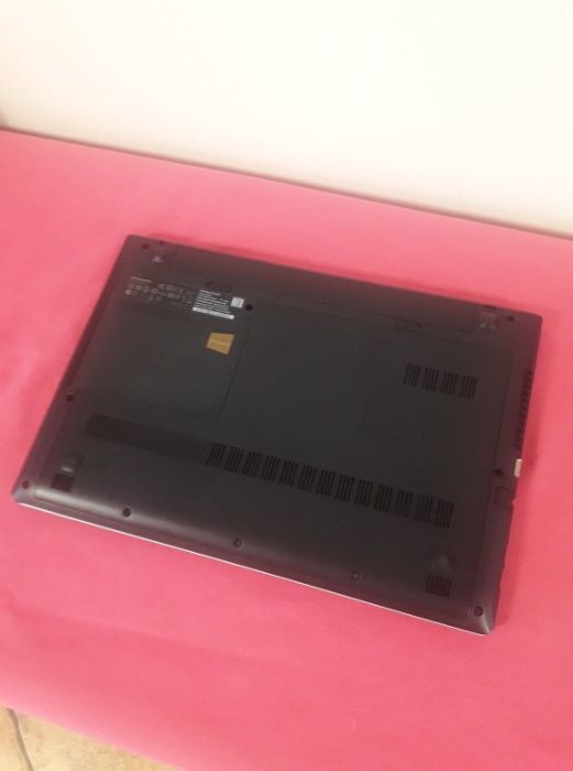 Laptop Lenovo G50-70 /15,6"/RAM 4GB/dysk 500 GB - ZADBANY + torba