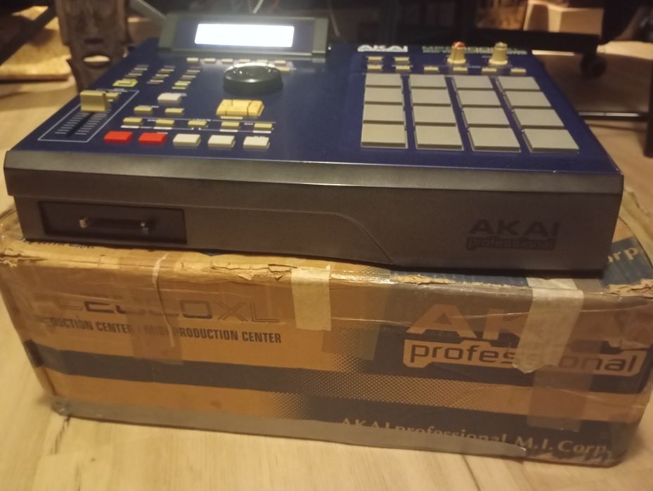 MPC 2000 xl special edition caixa original leitor cf RAM max