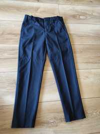 Spodnie garniturowe eleganckie 128