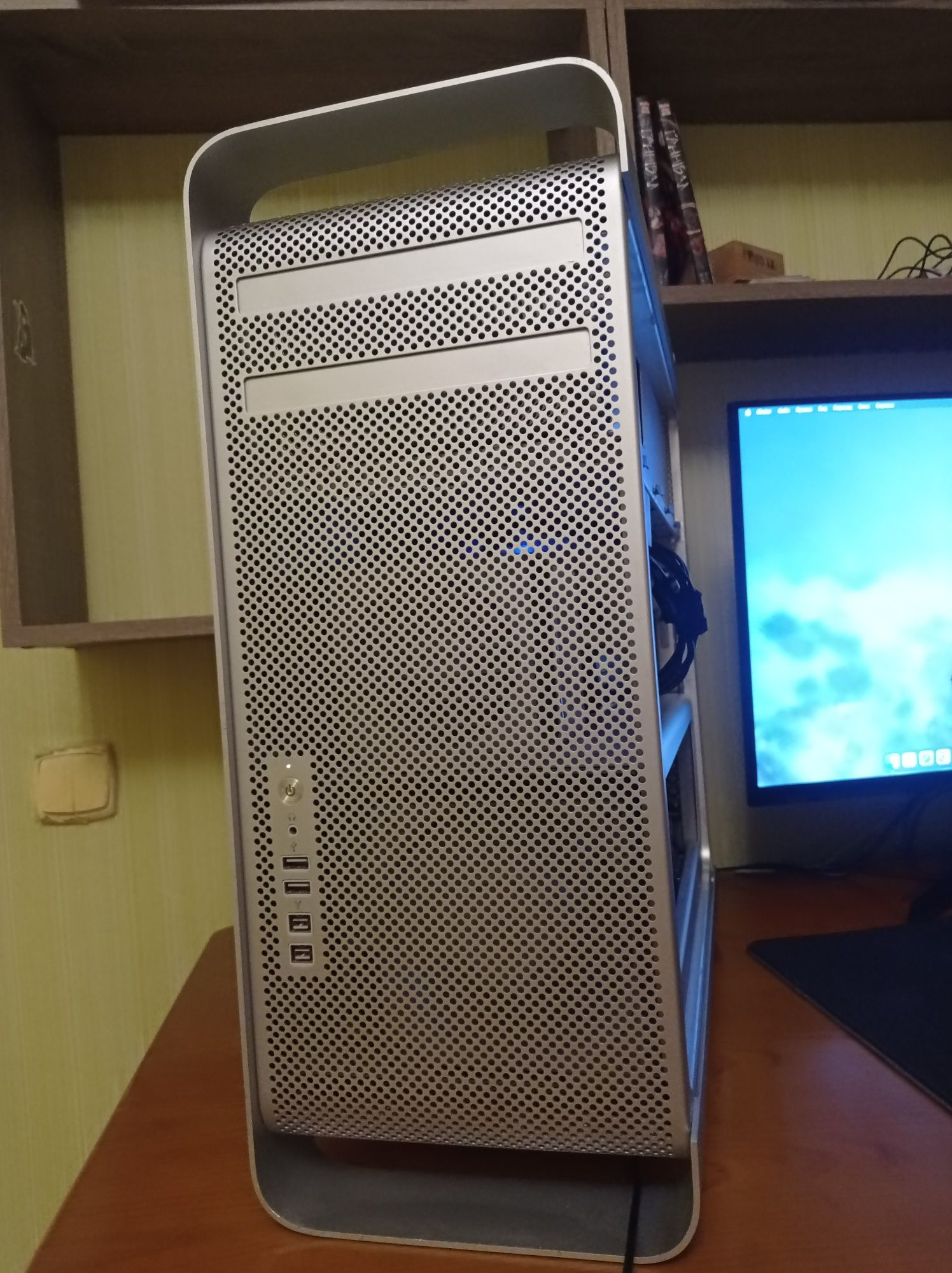 Компьютер Apple MacPro 5.1 (Xeon 5690, 16 Ram, RX 580) OS Monterey